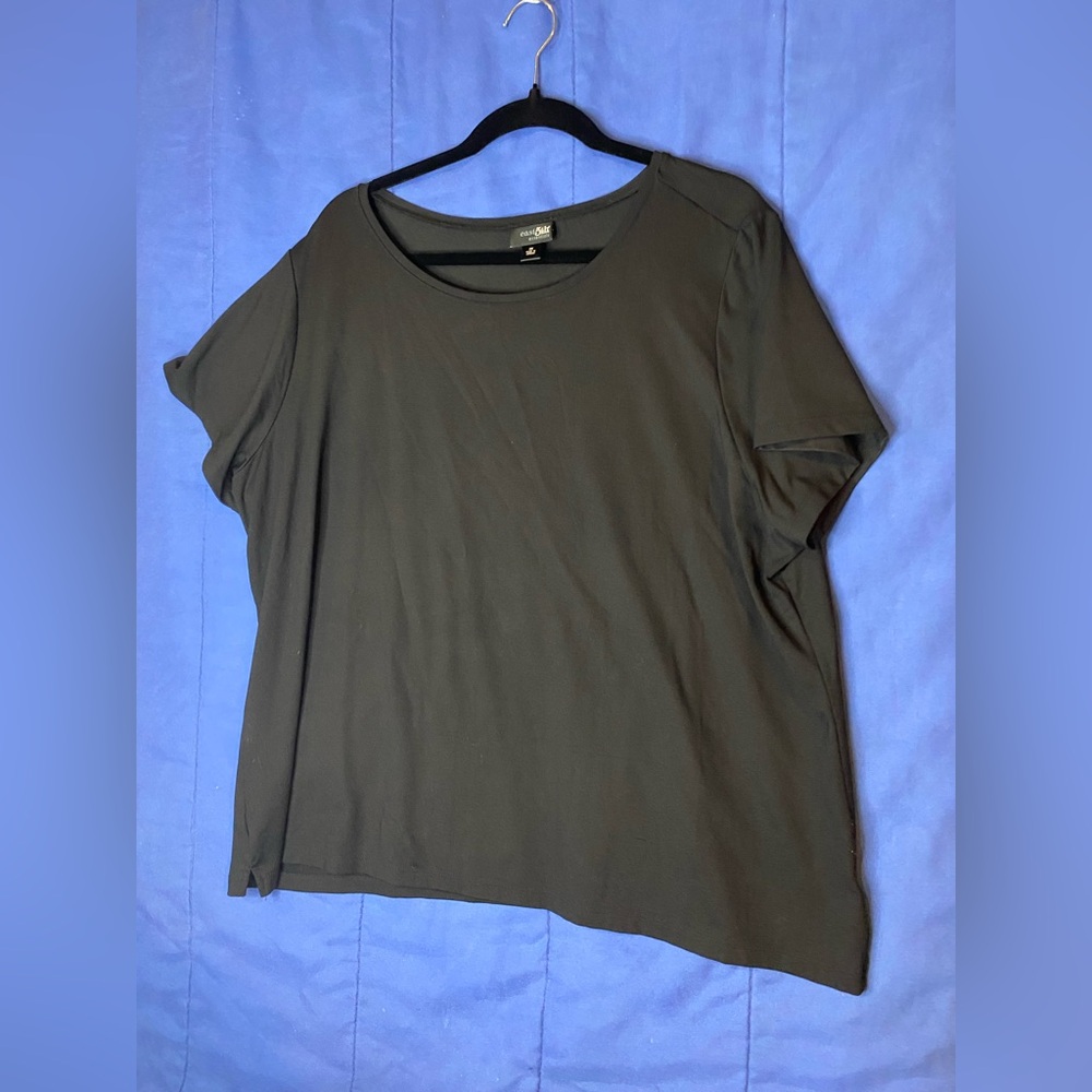 East 5th Black Short Sleeve Scoop Neck Tee
